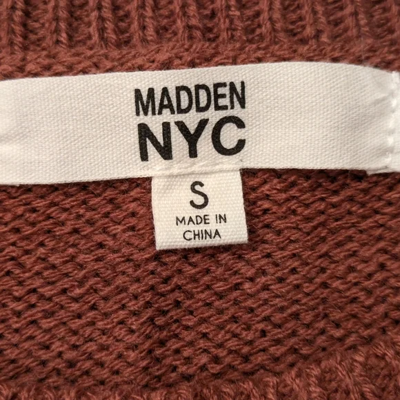 Madden NYC Desert Landscape Cropped Sweater NWT Western Sunset Graphic Size S - Picture 3 of 8